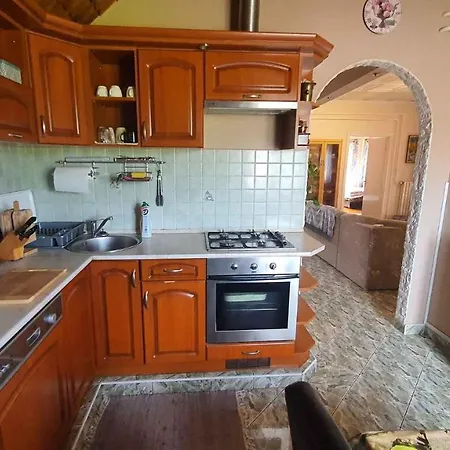 In 43115 Апартаменты Балатонлелле